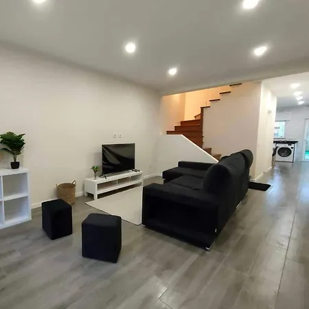 Eiffel House Buarcos